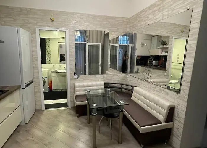 парк шевченко .пляж ланжерон возле дельфинария Apartment Odesa