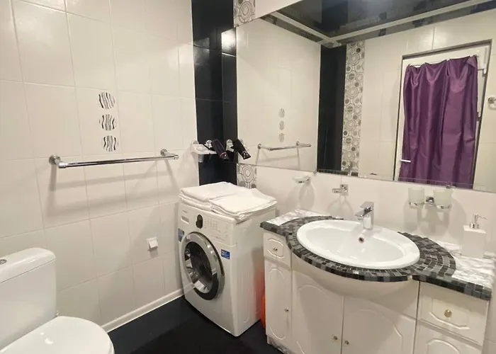 парк шевченко .пляж ланжерон возле дельфинария Apartamento *