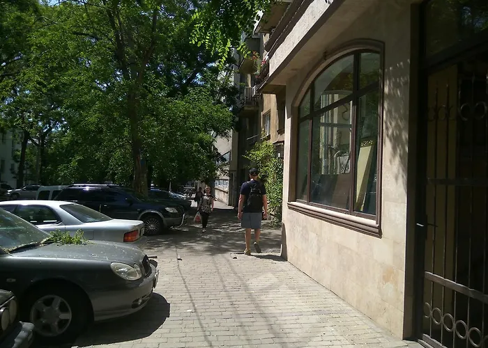 Apartamento парк шевченко .пляж ланжерон возле дельфинария *