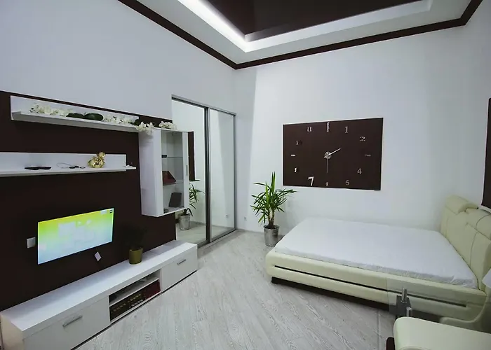 парк шевченко .пляж ланжерон возле дельфинария *