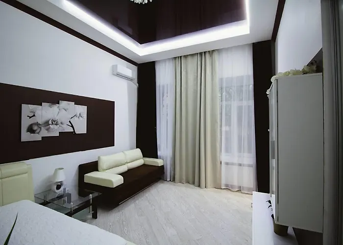 парк шевченко .пляж ланжерон возле дельфинария Apartment *