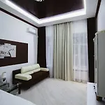 парк шевченко .пляж ланжерон возле дельфинария Apartment *