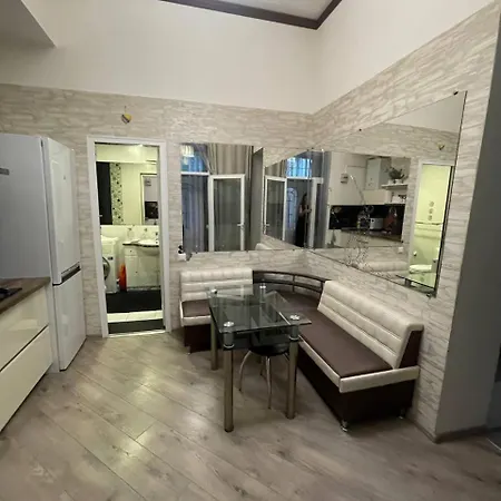парк шевченко .пляж ланжерон возле дельфинария Apartment Odesa
